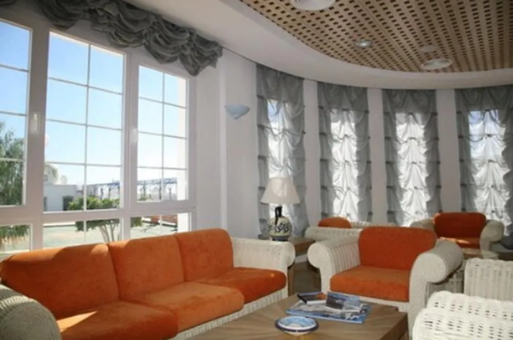 Hotel Punta Del Cantal Mojacar 4*,